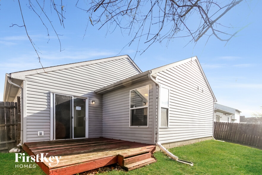 Building Photo - 3912 Roundwood Dr