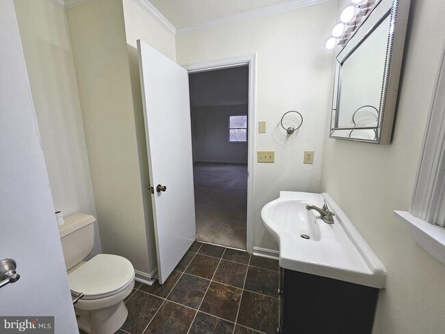 Building Photo - 873 Skeeter Neck Rd