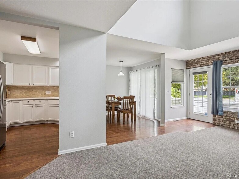 Building Photo - 1162 E 130th Ave