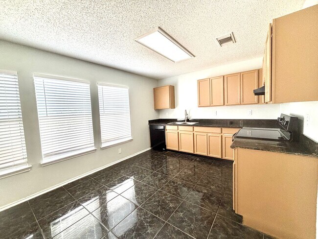 Building Photo - Spacious 2-Story Home Near Medical Center,...