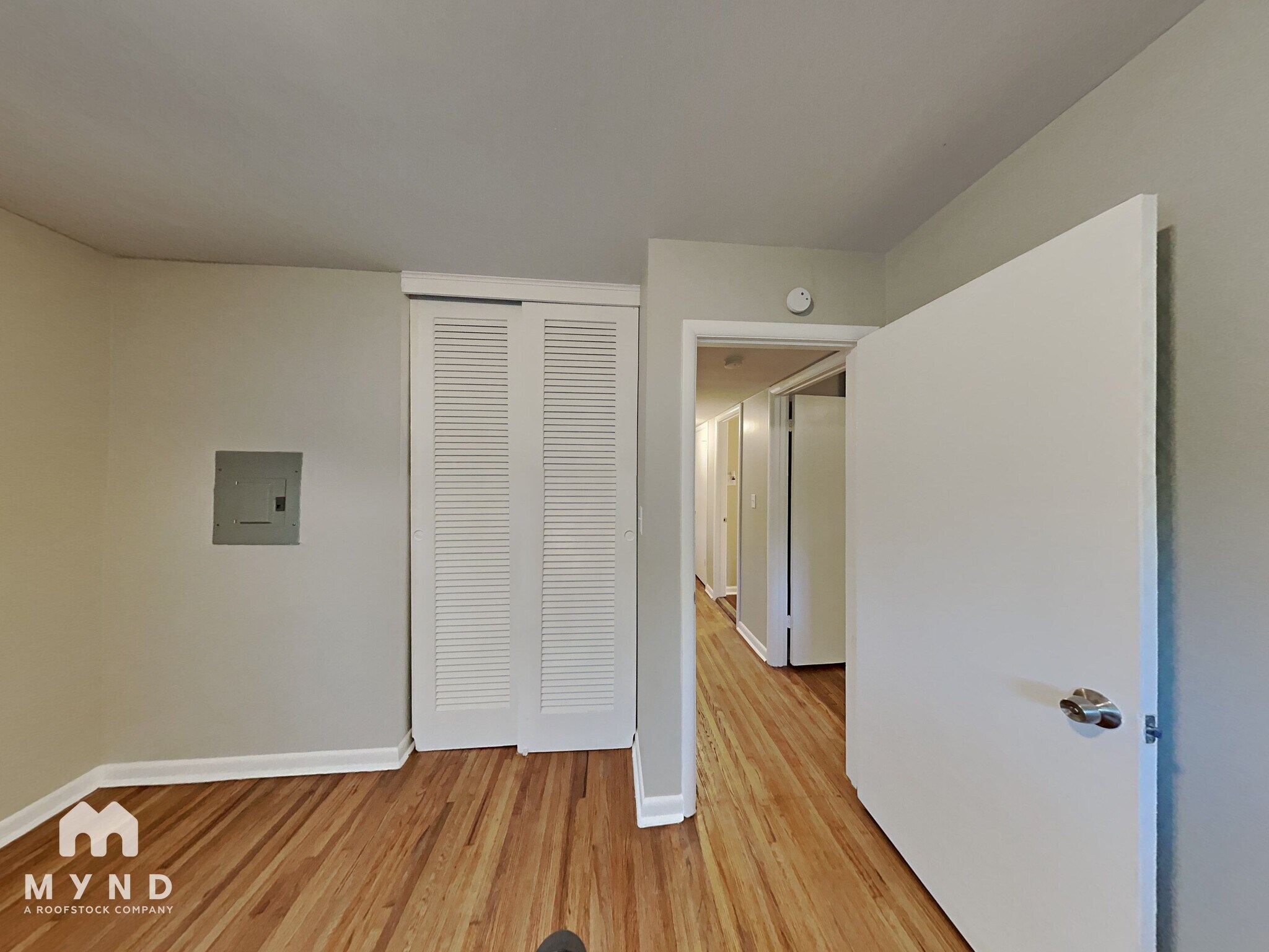 Building Photo - 452 Burgundy Rd