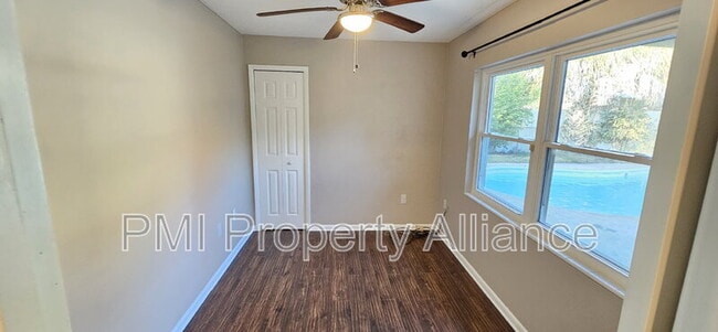 Building Photo - 5935 Antilla Dr