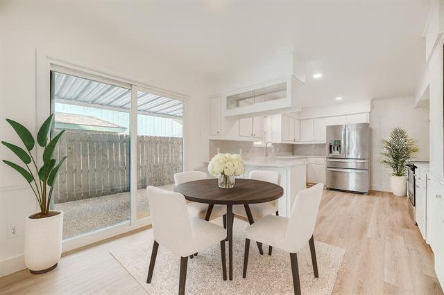 Building Photo - 7426 Woodthrush Dr