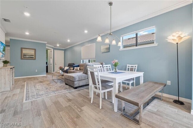 Building Photo - 12037 Moorhouse Pl