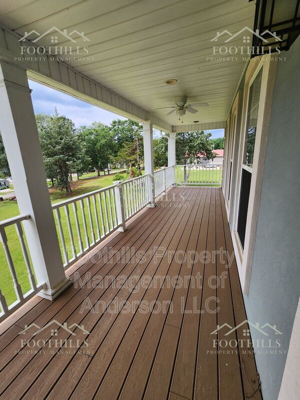 Building Photo - 128 Hudgins Lake Rd
