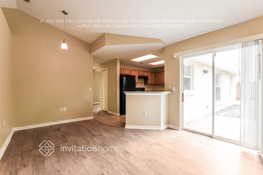 Building Photo - 4873 Bridge Rd