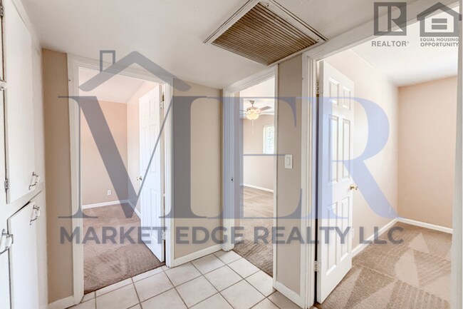 Building Photo - 3Bed/2Bath House in Central Scottsdale! $1...