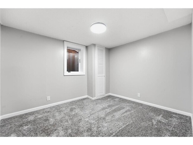 Building Photo - 2481 19th Ave