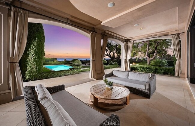 Building Photo - 1 Rim Ridge