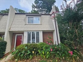 Building Photo - 634 Cobblestone Dr