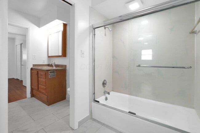 Building Photo - 1414 Shanley Dr