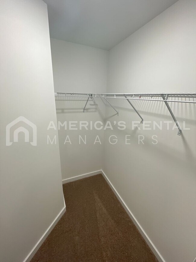 Building Photo - Home for Rent in Oak Grove, AL!!! Availabl...