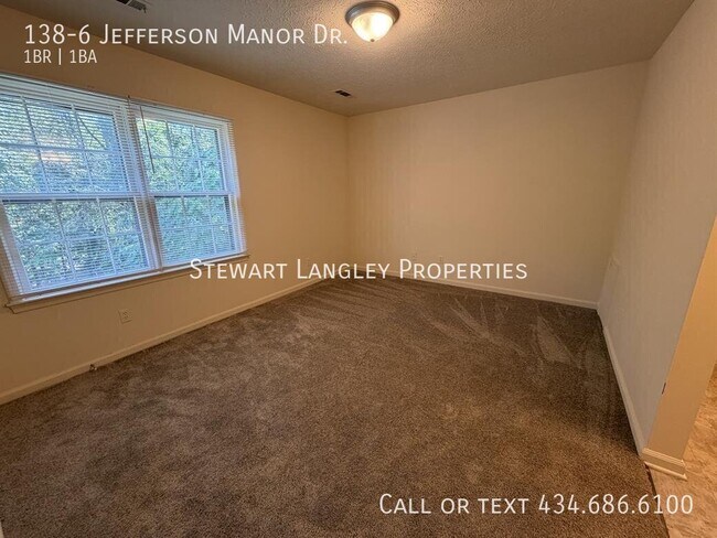 Building Photo - 138-6 Jefferson Manor Dr.-