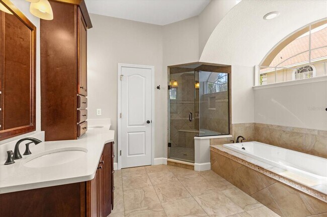 Building Photo - 8800 Torey Pines Terrace