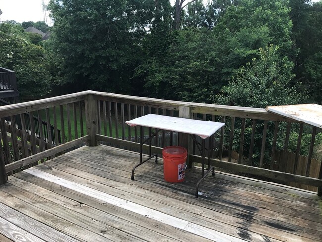 Building Photo - 263 Solamere Ln