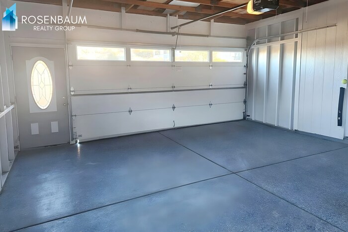 Building Photo - 2518 Hilltop Rd