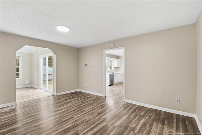 Building Photo - 6813 Foxton Ct