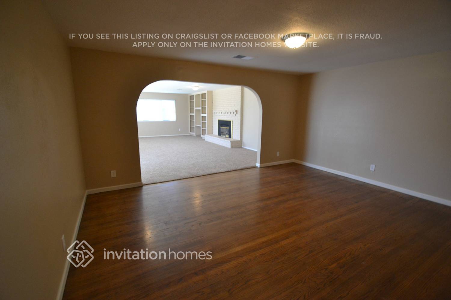 Building Photo - 10471 Reymouth Ave