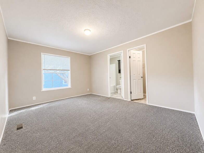 Building Photo - 11777 Cascade Cir