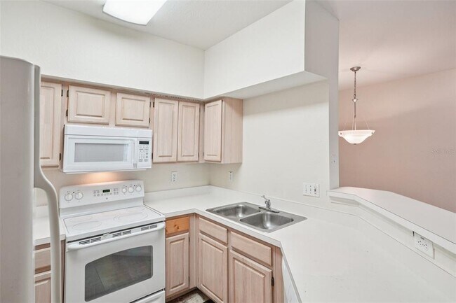 Building Photo - 23580 Walden Center Dr