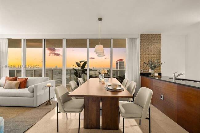 Building Photo - 1830 S Ocean Dr