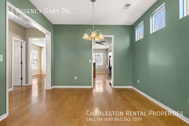 Building Photo - 51 Regency Oaks Dr