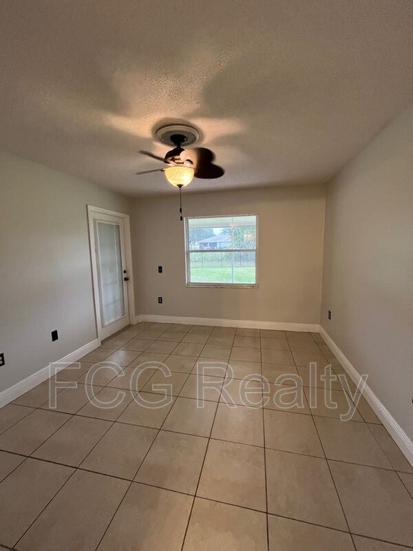 Building Photo - 2173 Mystic Ring Loop