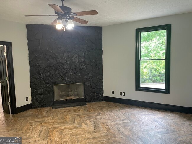 Building Photo - 612 Graystone Ct