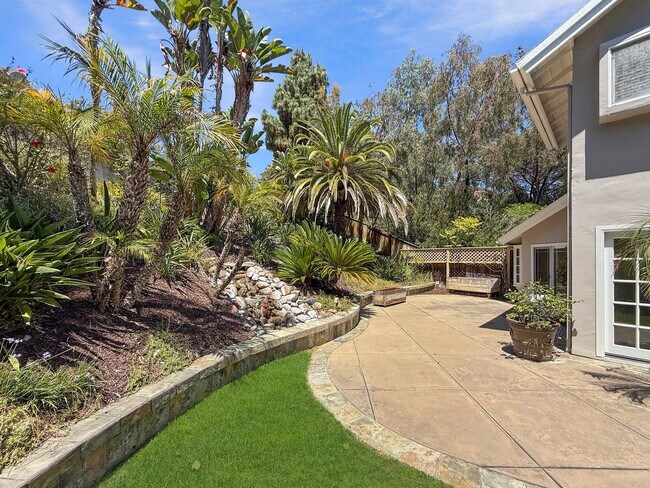 Building Photo - Great 3B/3BA House in Carmel Valley!
