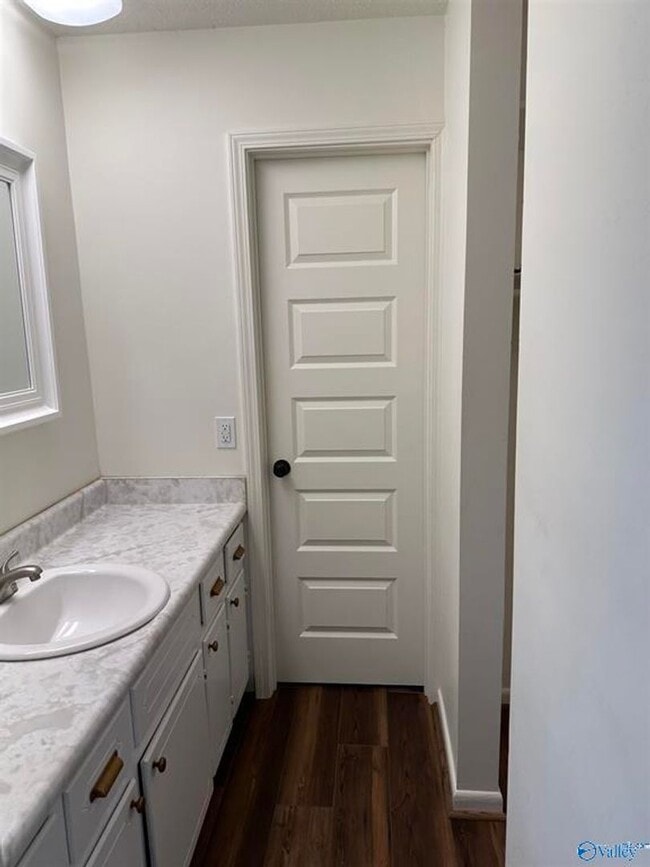 Building Photo - Home for Rent in Guntersville, Alabama!