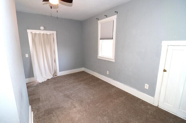 Building Photo - 120 S Court St