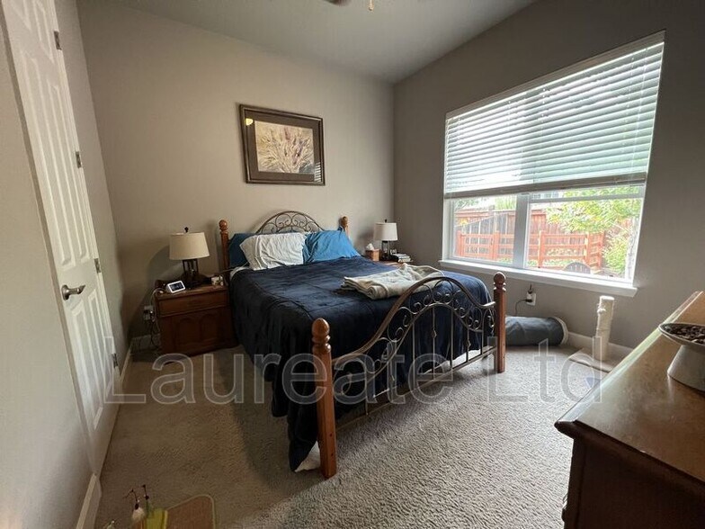 Building Photo - 10035 Atlanta St