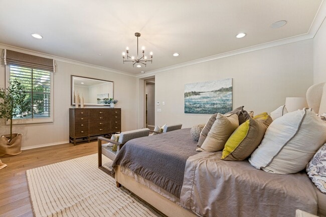 Building Photo - Exceptional Remodeled & Professionally Fur...