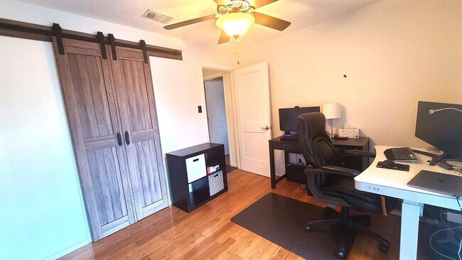 Building Photo - 8600 Fathom Cir