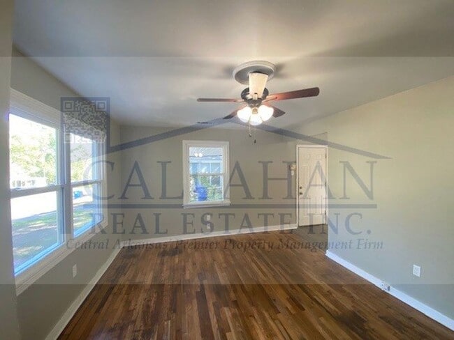 Building Photo - NLR 2 Bedroom Home