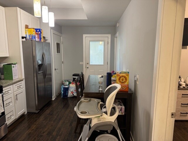 Building Photo - 1431 N Springfield Ave