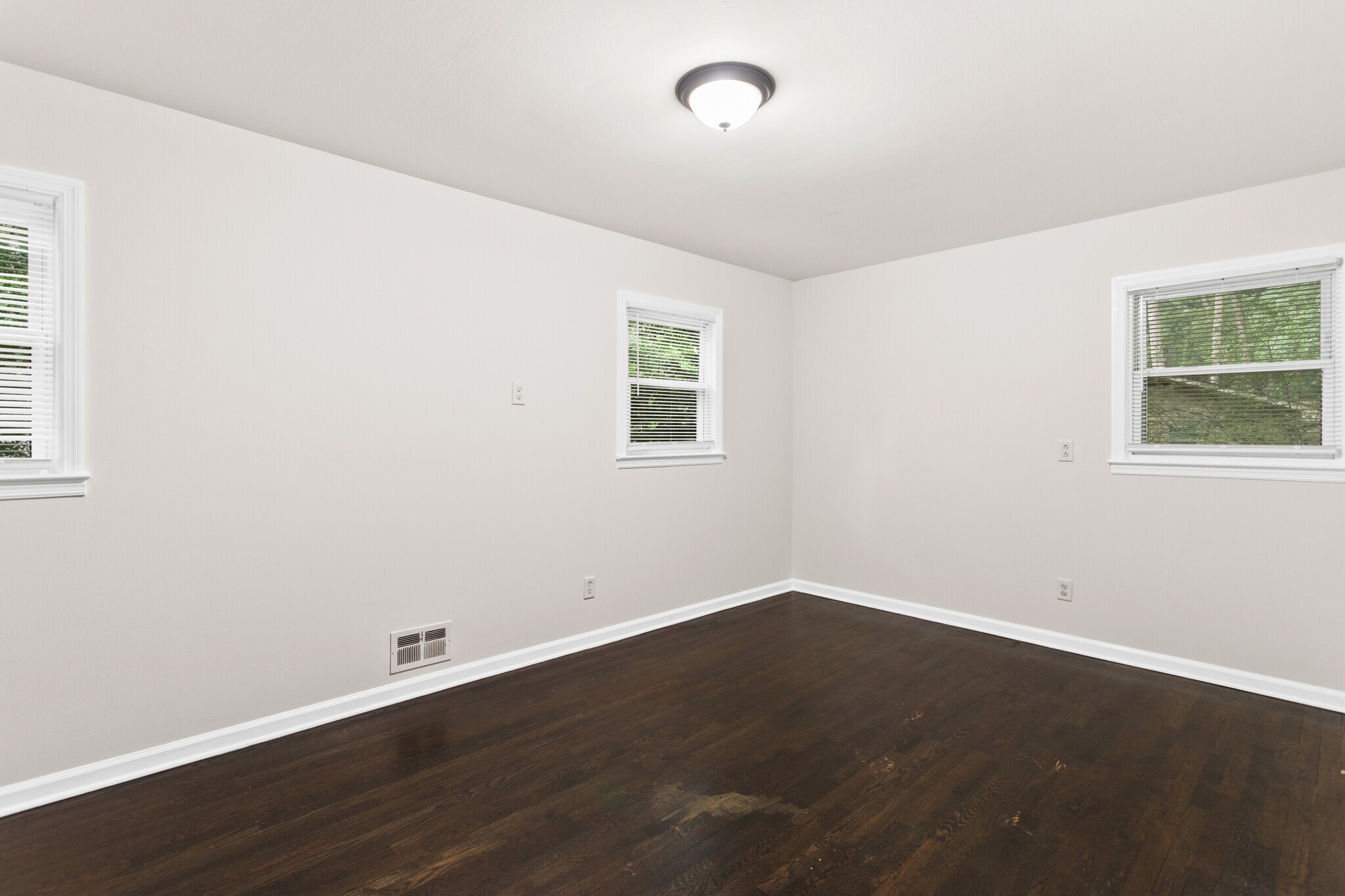Building Photo - 3438 Casa Woods Ln