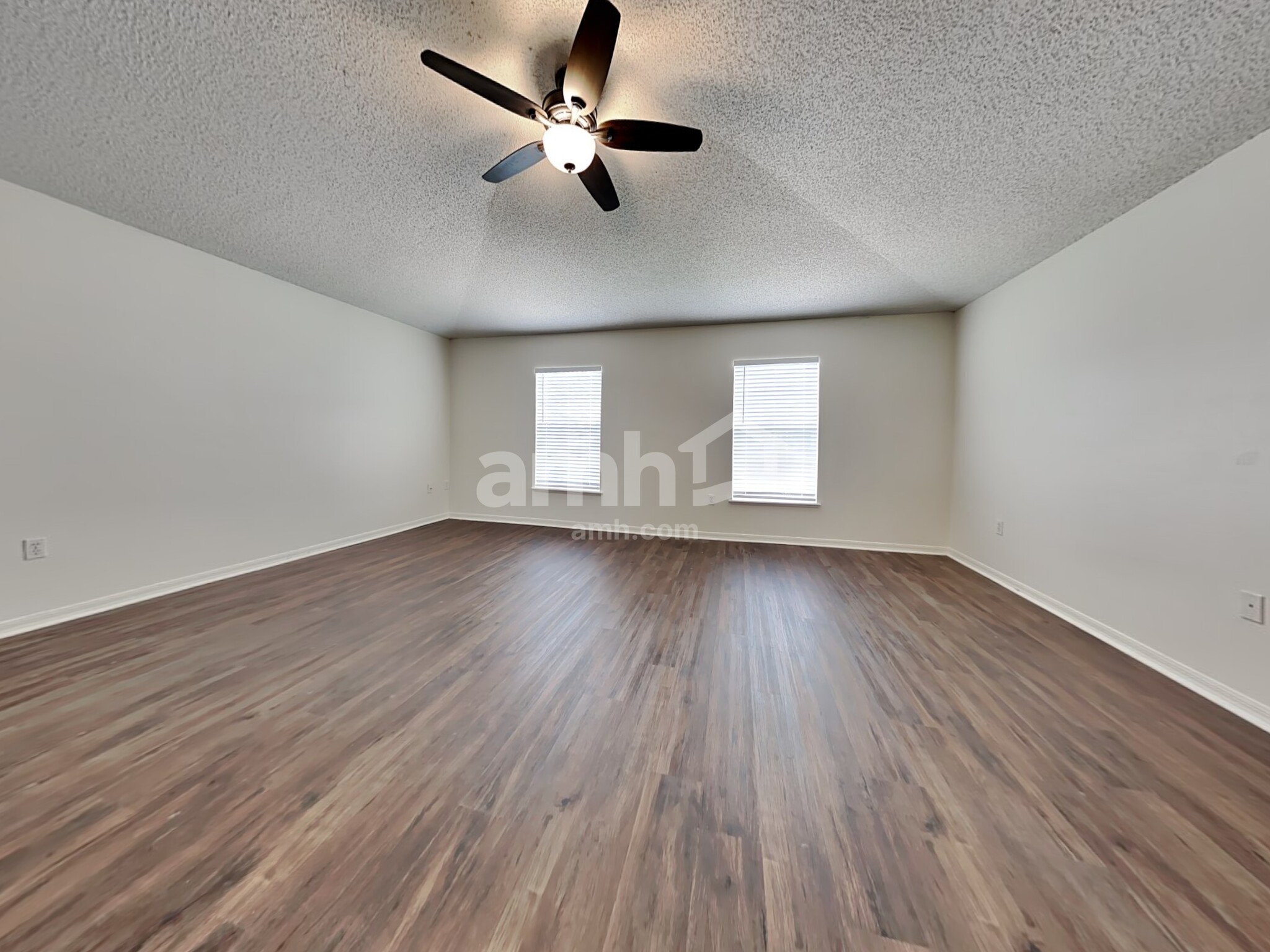 Building Photo - 5514 Ortega Park Blvd