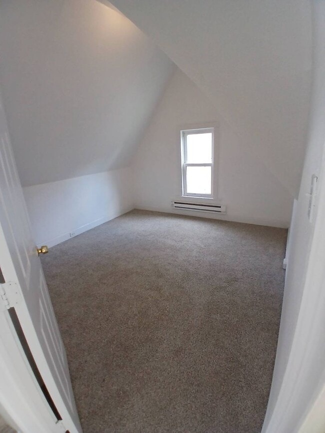Building Photo - Newly Renovated 4BR/1BA Single-Family Home with Garage – Cleveland