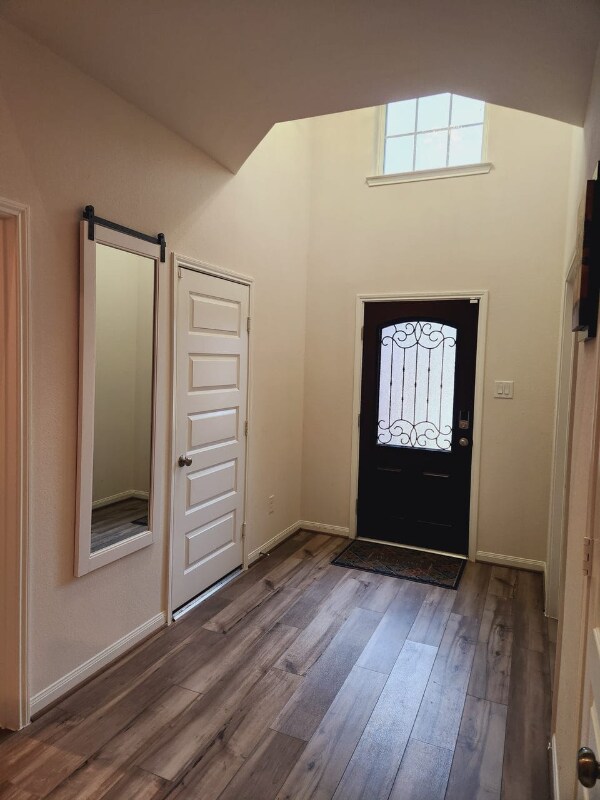 Building Photo - 3314 Dry Creek Dr