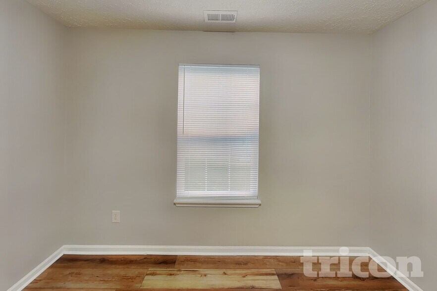 Building Photo - 5847 Mosaic Pl