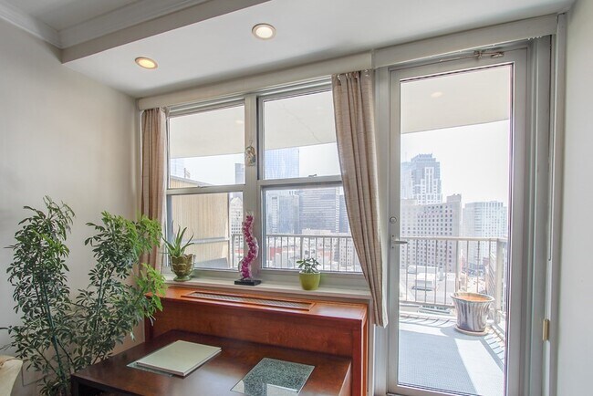 Building Photo - 151 Tremont St