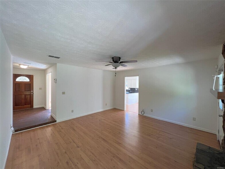 Building Photo - 5725 Bangor Ct