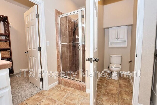 Building Photo - 2040 San Esteban Cir