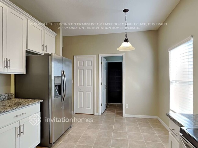 Building Photo - 1638 Maeve Cir