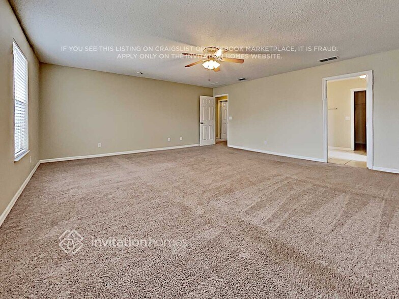 Building Photo - 140 Walnut Crest Run