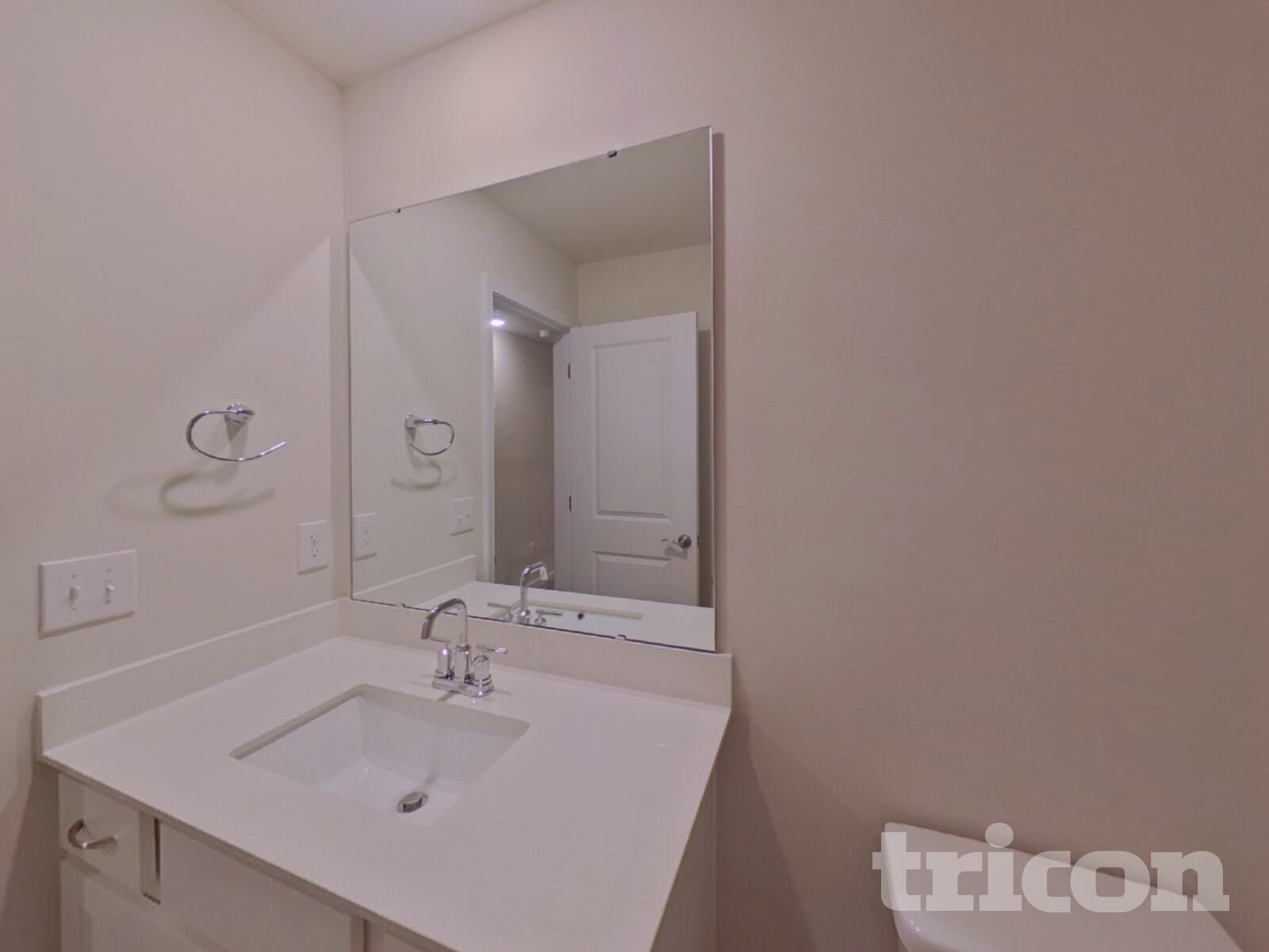 Building Photo - 1021 Bandon Dr