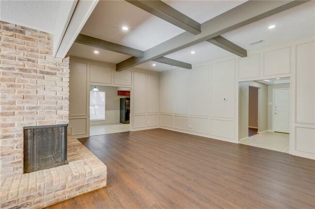 Building Photo - 1108 N Park Dr