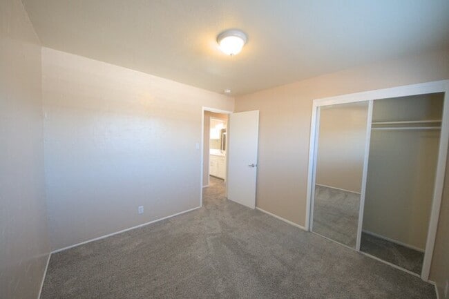 Building Photo - Pittsburg 3 bed/2 bath single family house for rent