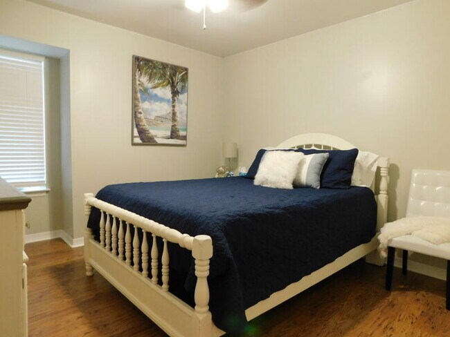 Building Photo - 939 Ridgewood Way